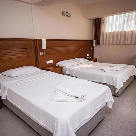 Makri ホテル フェティエ