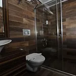 Makri 3*