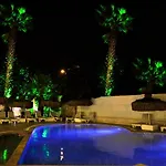 Ξενοδοχείο Makri 3*